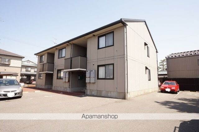 新潟県新潟市秋葉区車場１丁目 賃貸アパート