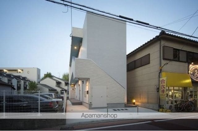 グランソレイユ竹下駅前