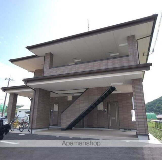 京都府京都市左京区岩倉幡枝町 賃貸アパート