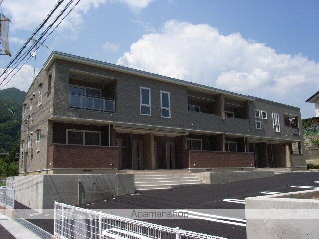 長野県長野市新諏訪１丁目 築17年5ヶ月 2階建