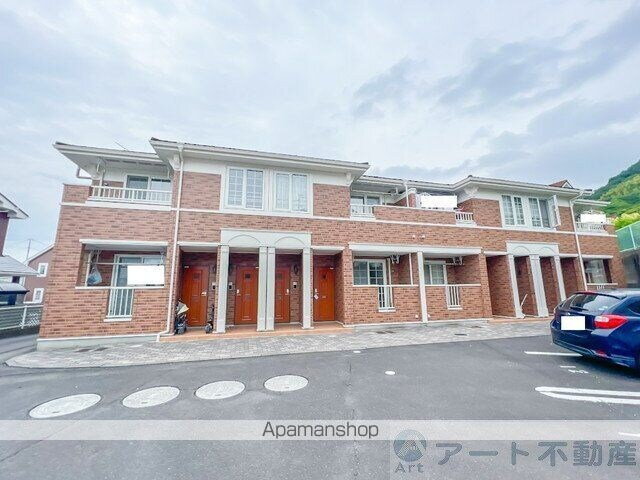 愛媛県松山市畑寺２丁目 賃貸アパート