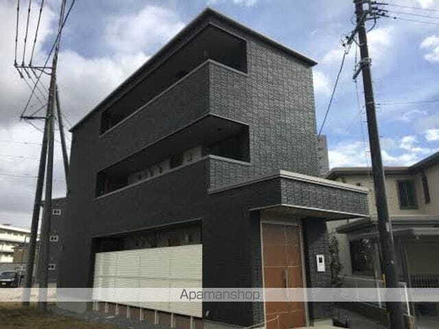 長野県長野市中御所２丁目 3階建 築7年