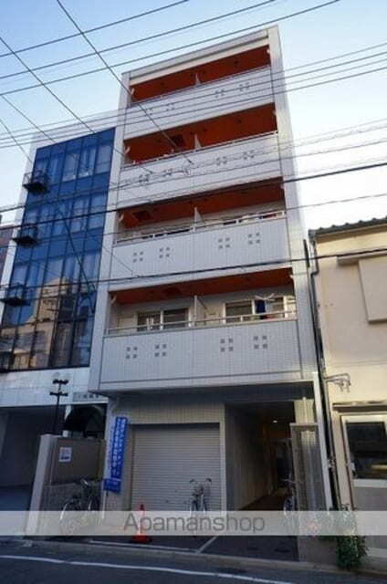 博多パレス 5階建
