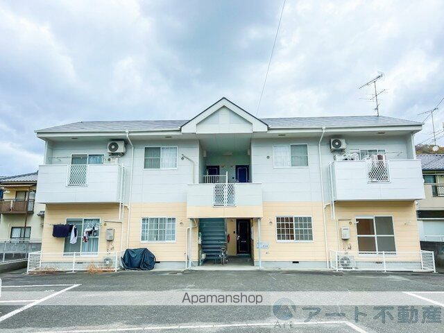 愛媛県松山市吉藤５丁目 賃貸アパート