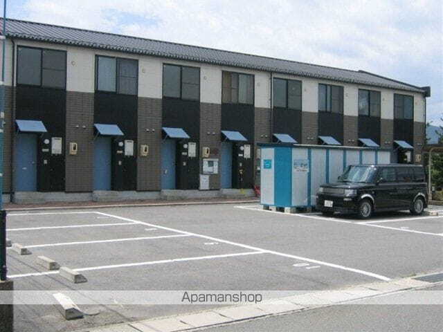 レオパレスドミール赤砂