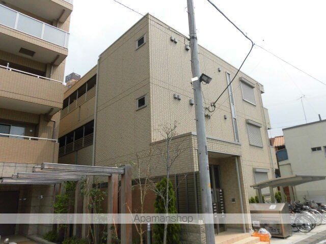 ドルフエンデ 3階建