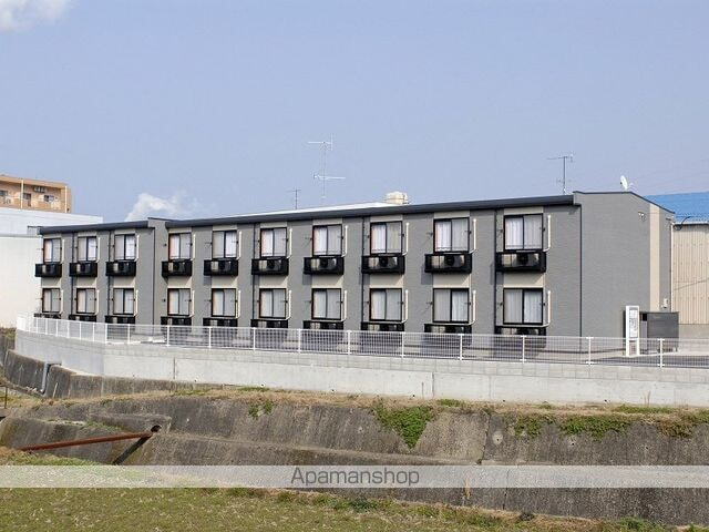 愛媛県四国中央市三島朝日３丁目 賃貸アパート