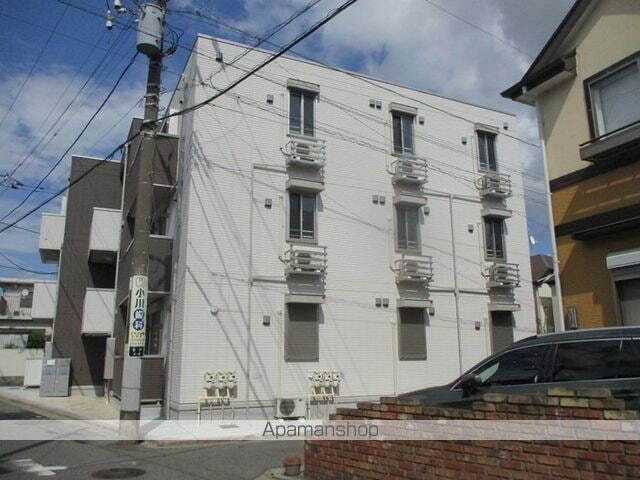 エムスクエア 3階建