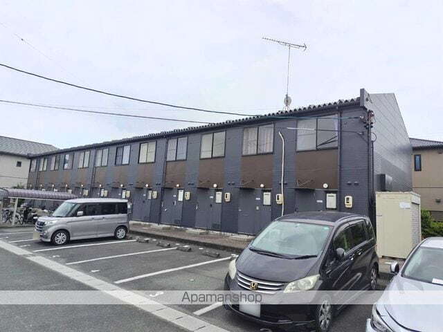 レオパレスリヴェール 2階建