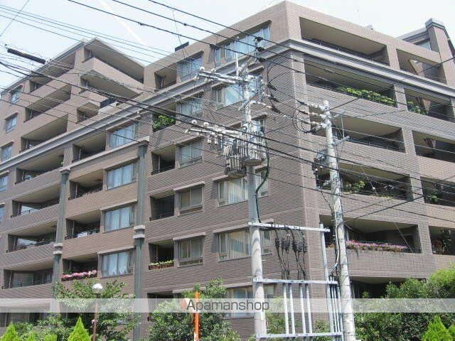 コアマンション桜坂プレジオヒルズ 10階建