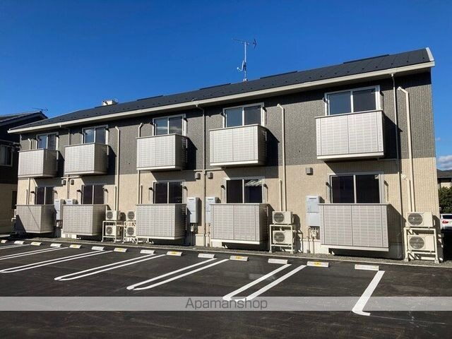 ドミール八幡Ⅲ 2階建