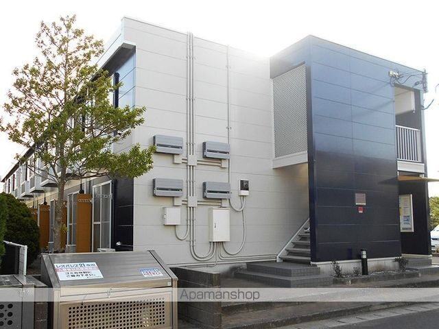 レオパレスミッキー 2階建