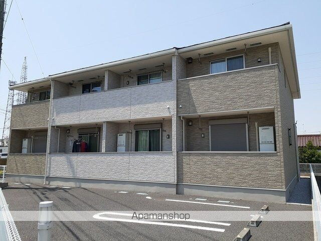 埼玉県熊谷市三ヶ尻 築10年2ヶ月 2階建