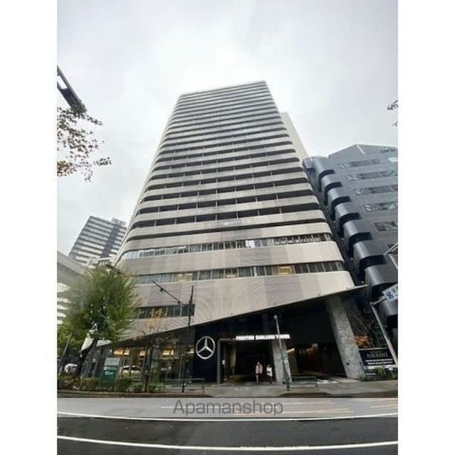 東京都新宿区西新宿３丁目 賃貸マンション