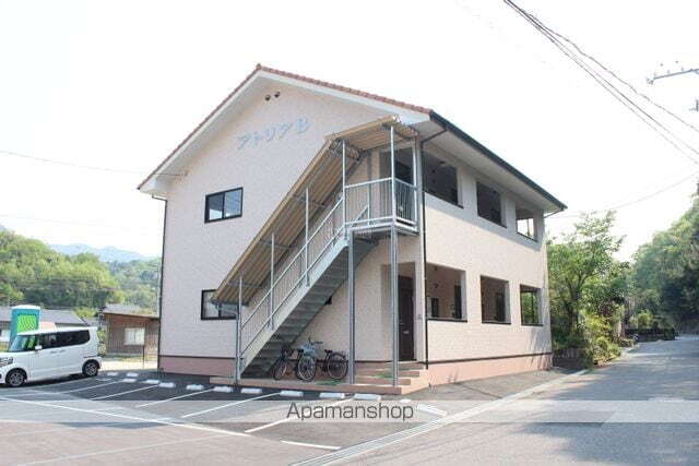 広島県三原市田野浦２丁目 賃貸アパート