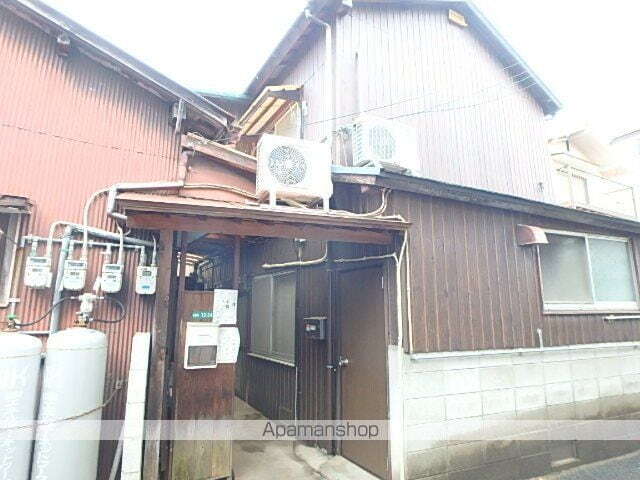 貴船荘 2階建