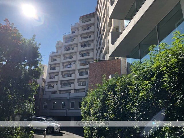 東京都港区六本木７丁目 賃貸マンション