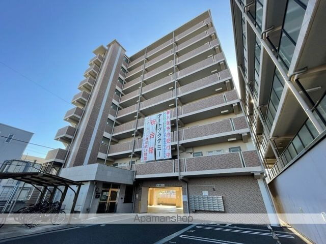 滋賀県草津市南笠東１丁目 賃貸マンション