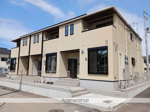 愛媛県伊予郡松前町大字南黒田 賃貸アパート