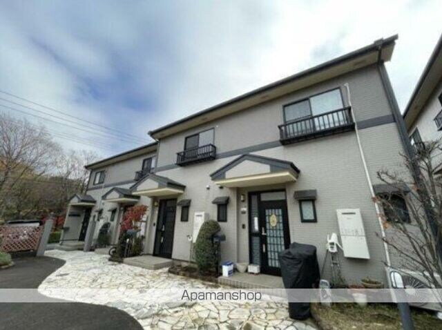 神奈川県横浜市都筑区荏田東２丁目 テラスハウス