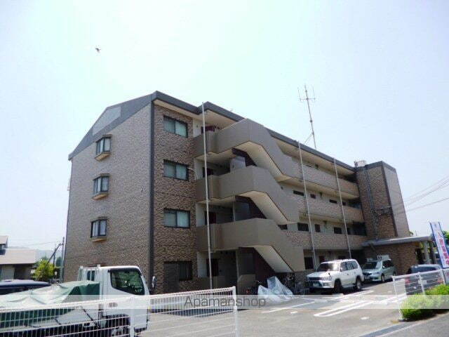 ウイング都府楼南 4階建