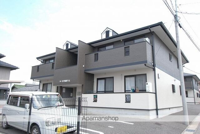 愛知県半田市平地町２丁目 賃貸アパート