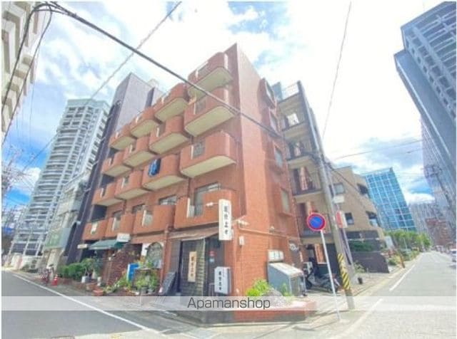エトワール博多 7階建