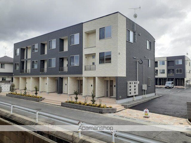 福岡県糟屋郡粕屋町仲原２丁目 賃貸アパート