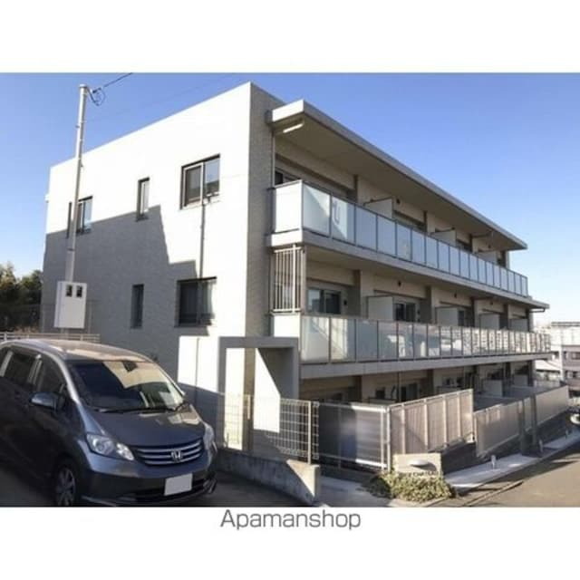 スカイシャトー 3階建