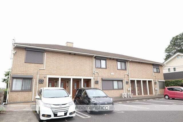 ベリーコート 2階建