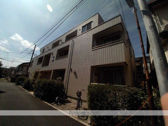 神奈川県横浜市鶴見区市場東中町 築16年4ヶ月 3階建