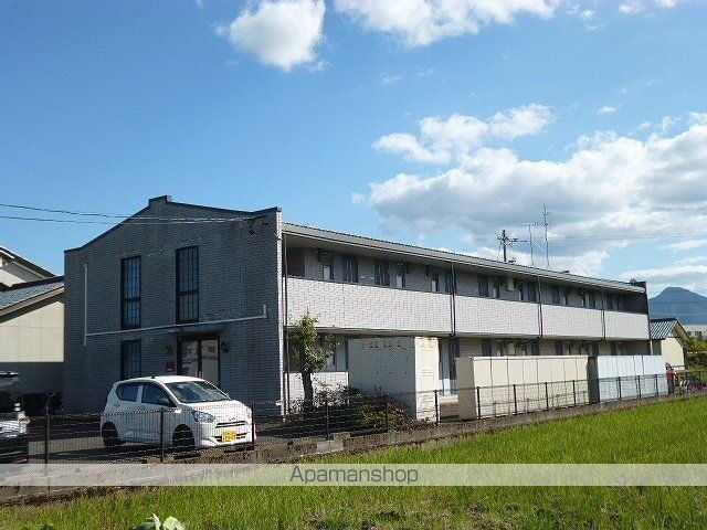 レオパレスラポール