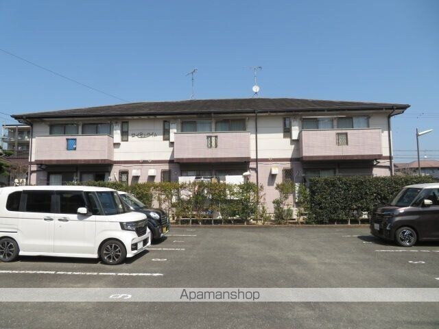 福岡県筑紫野市筑紫駅前通１丁目 賃貸アパート
