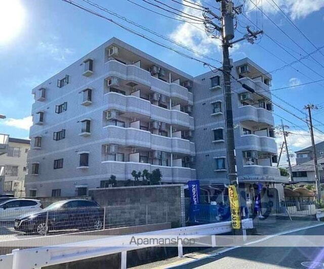 京都府京都市西京区川島玉頭町 賃貸マンション