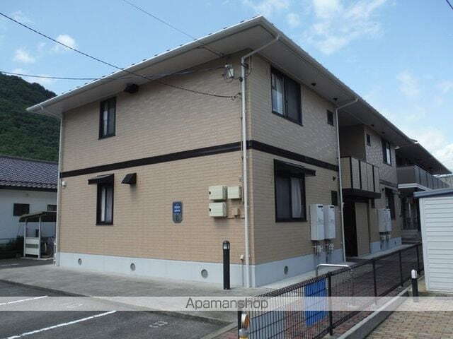 福島県福島市御山字稲荷田 2階建 築25年10ヶ月