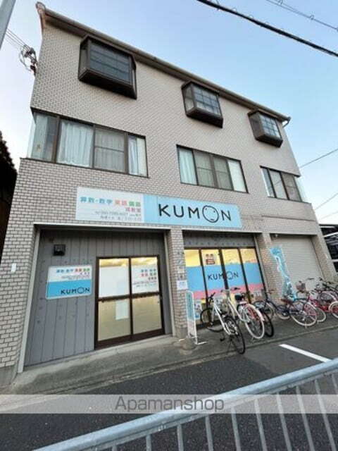 大阪府泉大津市高津町 築38年 3階建