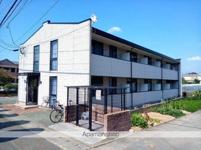 レオパレス堀内 2階建