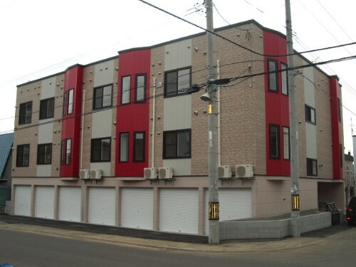 北海道札幌市白石区本通１７丁目南 賃貸アパート