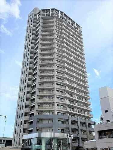 ライオンズタワー札幌山鼻 24階建
