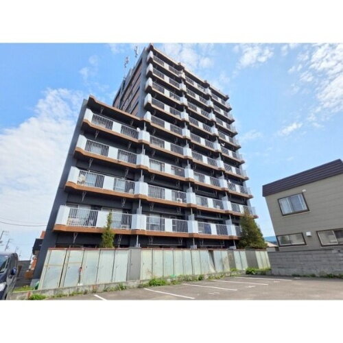 北海道札幌市白石区中央三条３丁目 賃貸マンション