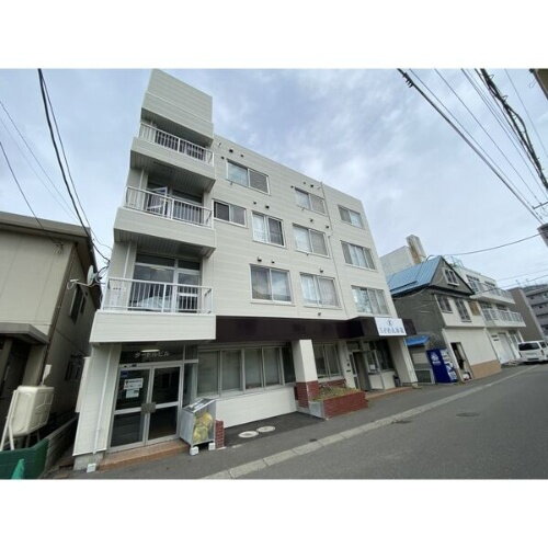 北海道札幌市白石区菊水一条４丁目 賃貸マンション