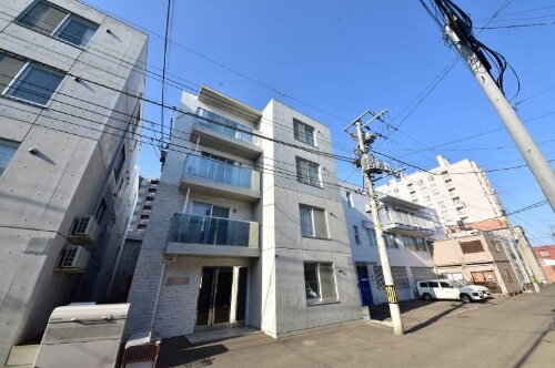 北海道札幌市豊平区旭町３丁目 賃貸マンション