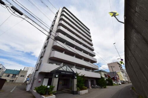 北海道札幌市豊平区中の島一条３丁目 10階建 築32年6ヶ月