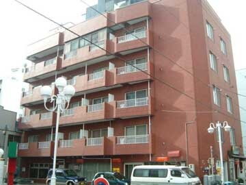 北海道札幌市中央区南十一条西１丁目 6階建 築42年8ヶ月