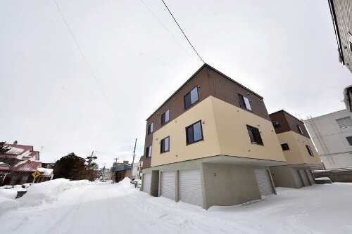 北海道札幌市白石区中央二条５丁目 賃貸アパート