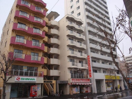 北海道札幌市白石区菊水二条１丁目 賃貸マンション