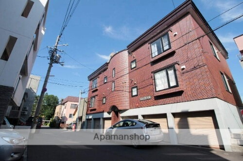 北海道札幌市豊平区豊平八条１３丁目 3階建 築26年6ヶ月