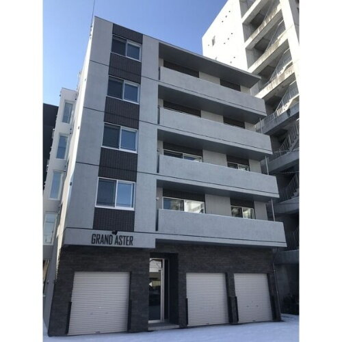 北海道札幌市中央区南十三条西８丁目 賃貸マンション