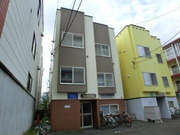 北海道札幌市豊平区平岸四条１丁目 3階建 築26年3ヶ月