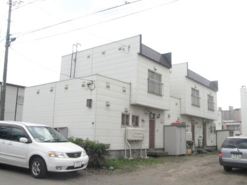 北海道札幌市白石区北郷二条３丁目 賃貸アパート